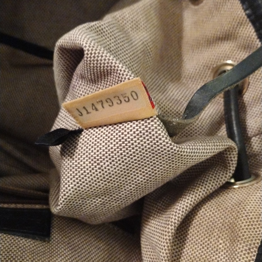 Vintage Dooney& Bourke Bucket Bag 1990's Serial Number J1479350 - Picture 9 of 14